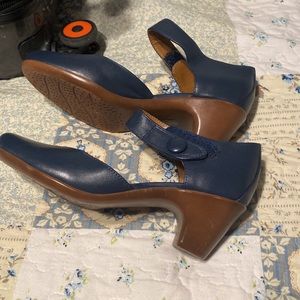 Really nice and comfortable we q as Mary janes